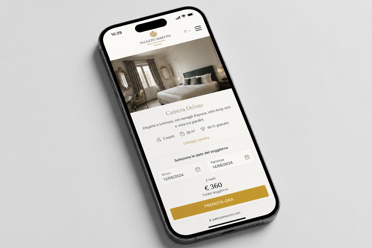 Sito di hotel su desktop e smartphone con calendario e prenotazione diretta